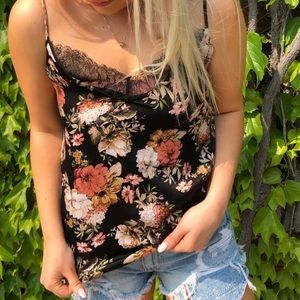 Bp floral lace tank